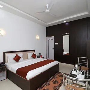Oyo 11526 Apollo Agra (Uttar Pradesh)
